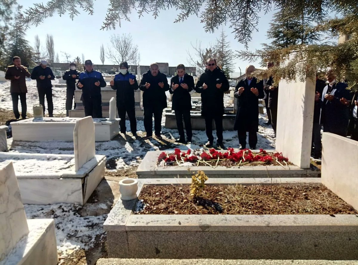 iktm71's tweet photo. İlimizin yetiştirdiği büyük ozan ve halk müziği sanatçısı Hacı Taşan’ın  vefatının 39.yıl dönümü kapsamında Keskin Kaymakamlığı tarafından hazırlanan anma programına  İl Müdürümüz Ramazan Gencan katıldı https://t.co/DlNBuwW8lR
