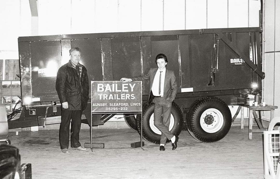 We're celebrating our 40th year in business - read more about our history, &amp; how we grew from Tom Bailey's commitment to build better trailers into a British manufacturing success story, at baileytrailers.co.uk/listening-to-f…

#BaileyTrailers #TheTrailerInFront #40Years #UKMFG #MadeInBritain