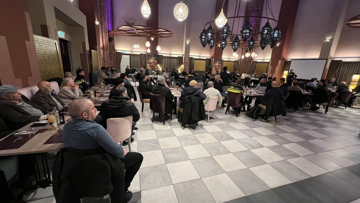 eric_borst's tweet photo. Eindelijk laten de maatregelen het weer toe en kunnen we onze BPT’s danken voor hun inzet in de afgelopen jaren. #Veiligheid #Samenwerken https://t.co/gAwLnrEMFX