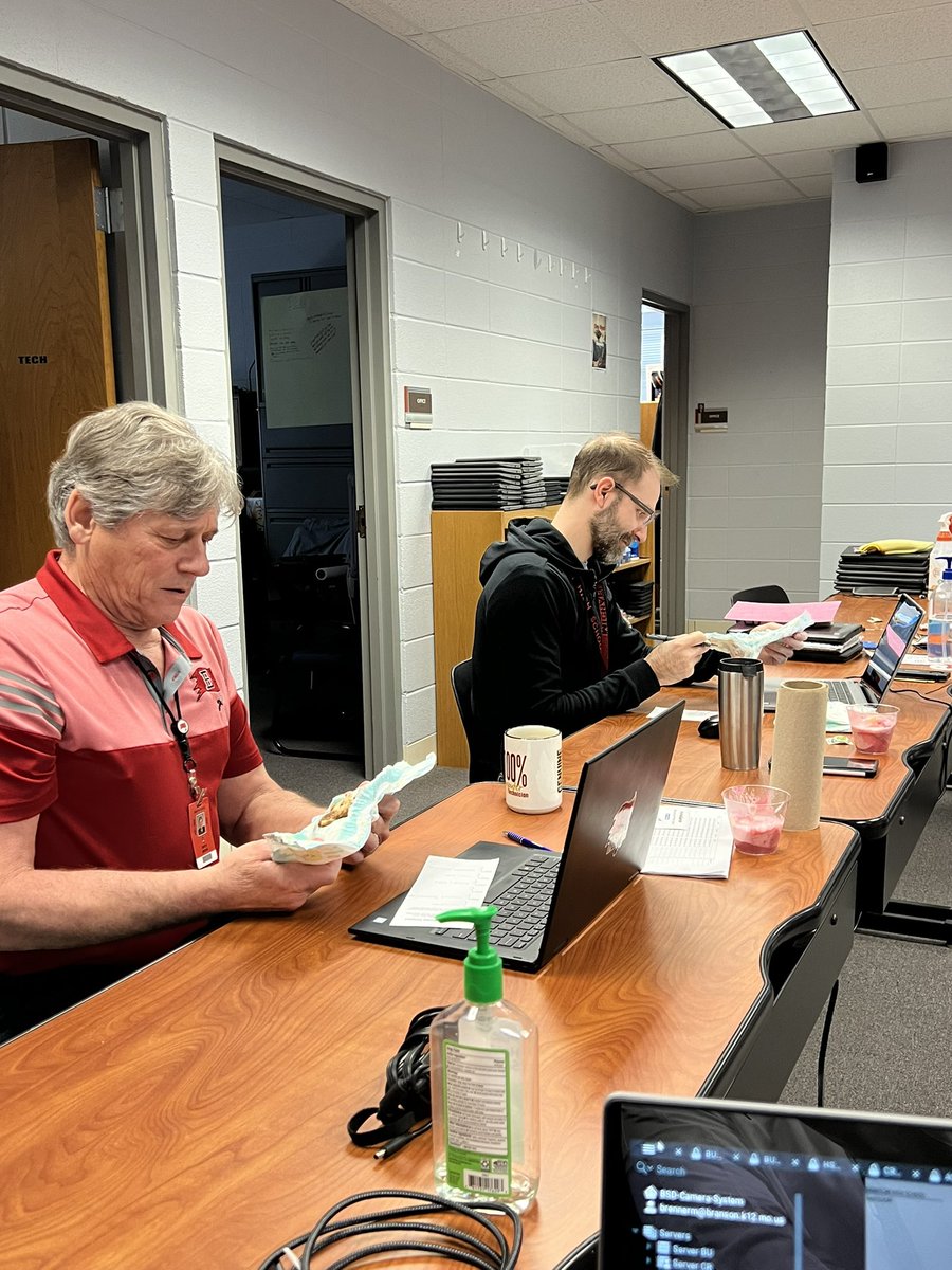 vb4mb's tweet photo. Celebrating the upcoming addition to the @bransonschools tech dept family today!! Baby 2.0 for Brandon coming soon!! We even made the boys play the candy bar diaper game!! #girltime #almosthere #spoiledalready #wearebranson https://t.co/GwptVr5Lst