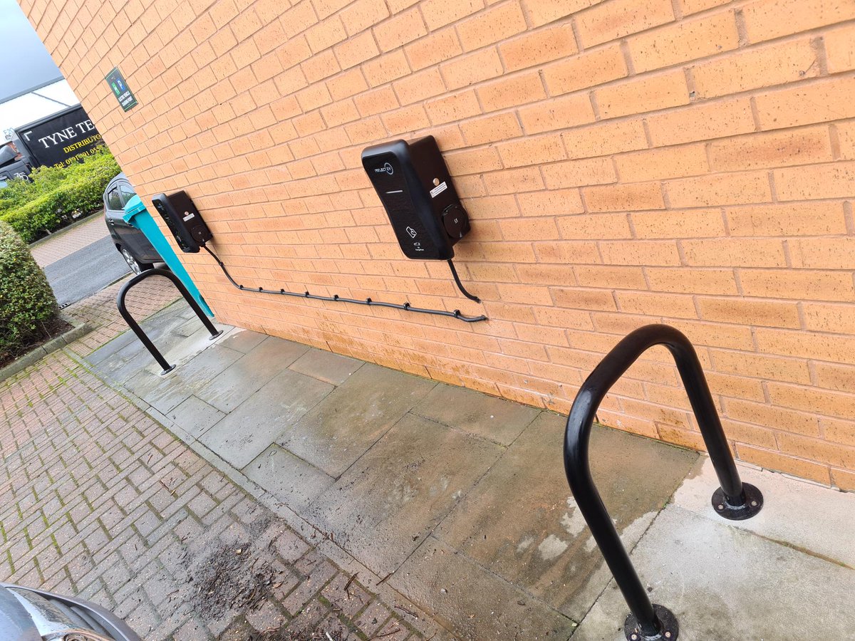 ecolectrix's tweet photo. A recent job for a very happy client! Supply and install of two @WeAreProjectEV charge points at Barkley Jonson in Gateshead. All ready for use by staff and customers! 🚘⚡️
Thinking of installing EV charge points at your premises? Get in touch today, we'd love to help. https://t.co/rsjbLtNgpw