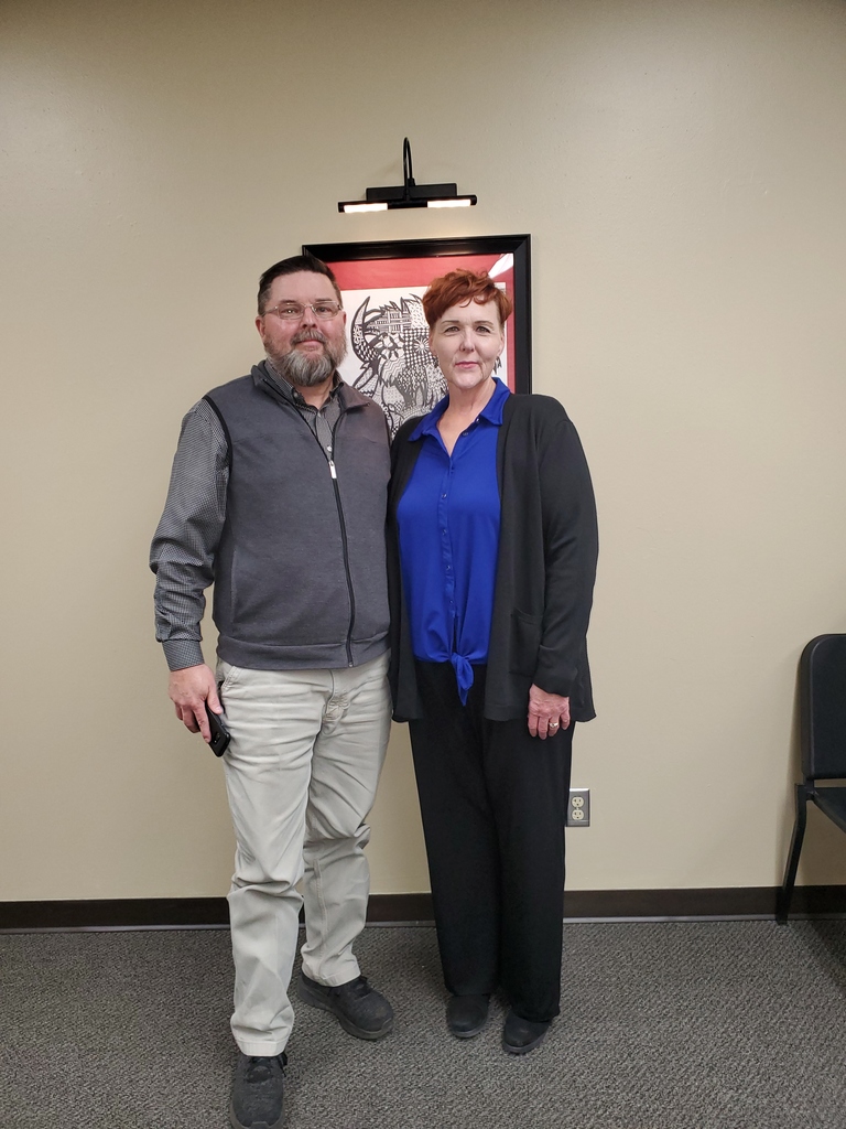 PurcellDragons's tweet photo. Please join us in congratulating the newest member of our Purcell Board of Education, Holly Baker.  Mrs. Baker was sworn in at the March Board meeting.  She will hold Seat #4. Thank you for your service to Purcell Public Schools. https://t.co/YXRfnL0A5z