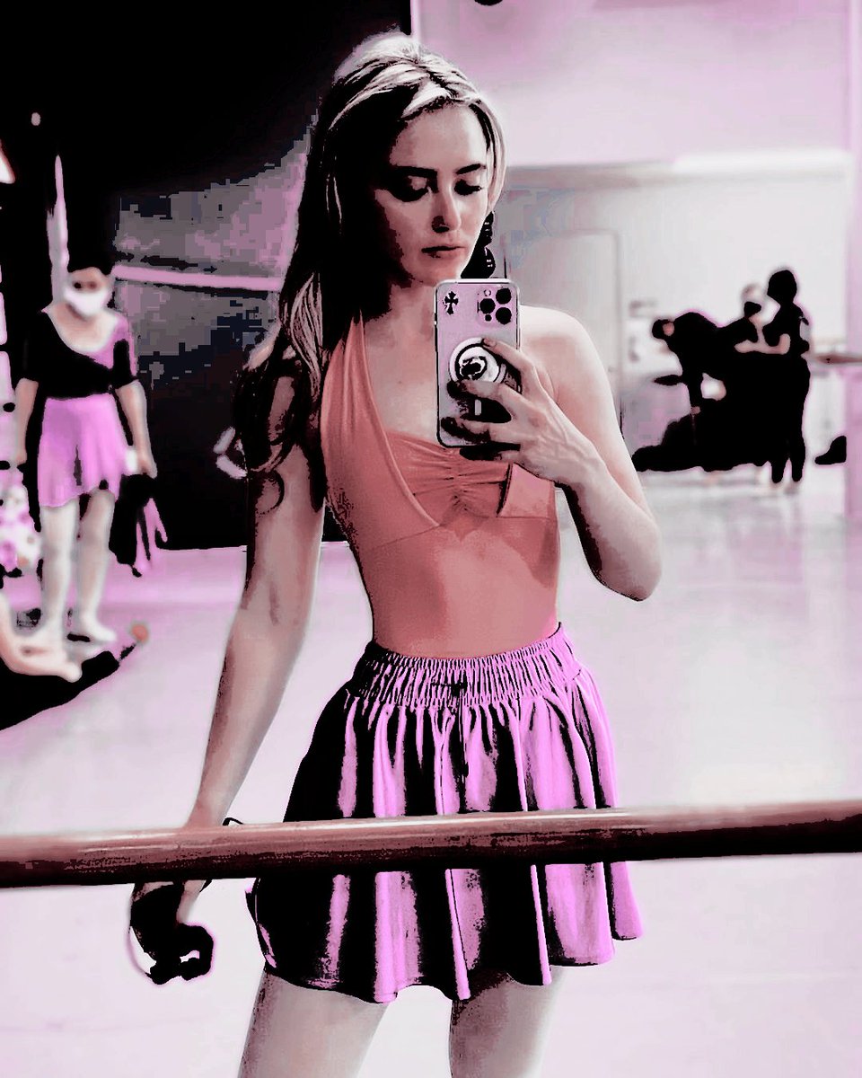 bitsyghost's tweet image. ⠀⠀

⠀⠀⠀⠀⠀⠀⠀ᅠᅠ
⠀⠀𝗅𝗂𝗍𝗍𝗅𝖾 𝖻𝖺𝗅𝗅𝖾𝗋𝗂𝗇𝖺
ᅠᅠ
⠀⠀⠀