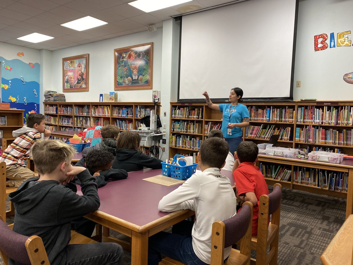 WhitleyRoadES's tweet photo. Thank you @Perot_Learning for bringing your Tech Truck team to our school today. Our students had a “blast” making paper rockers and their faces “lit up” making circuits! @KellerLibraries #celebratekisd https://t.co/zGDznoOFla