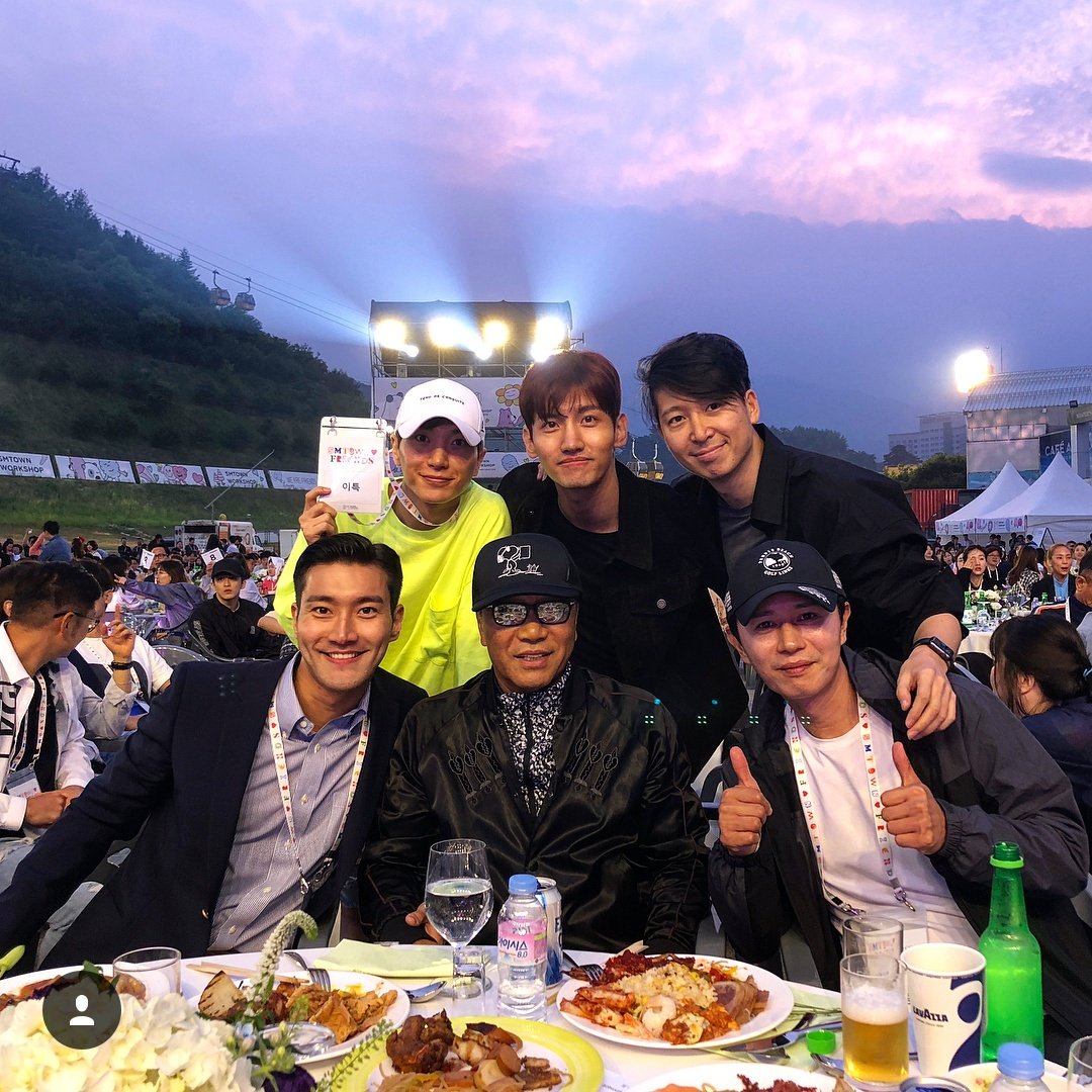 mark lee old/rare pics tweet media