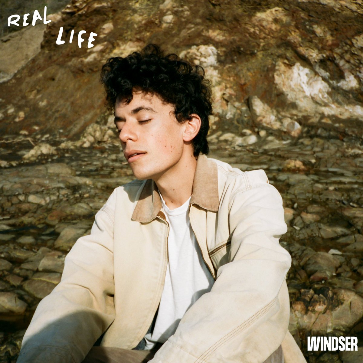 windsermusic's tweet photo. One year of Real Life

https://t.co/K6jVZW4gX3 https://t.co/LMQ7eDMoEa
