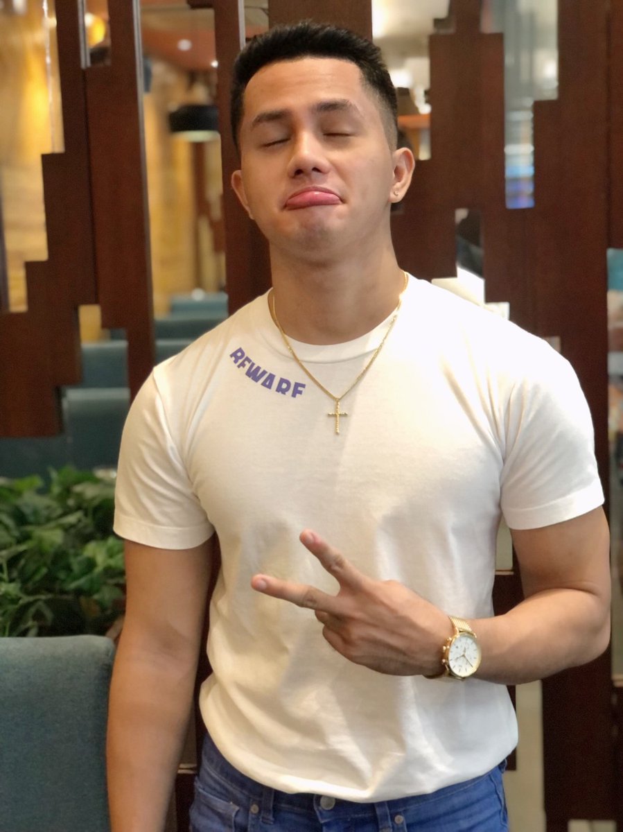 Codi76267403's tweet photo. Happy bday to me blow nyu na ako hahha https://t.co/53D9Y72pLM