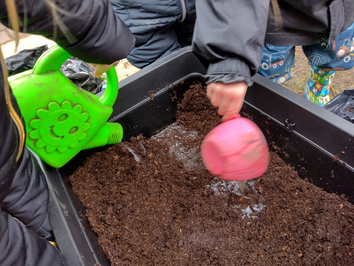 ItsaWonderfulWorld tweet media