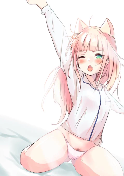「ふぁあぁ…おはよぉ～」 