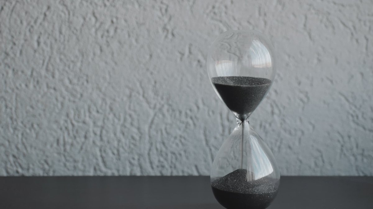 Neyratimmo's tweet photo. Si des défauts sont constatés à la livraison d'un bien vendu sur plans 🏠🚫, les propriétaires disposent d'un délai de 1 an pour saisir la justice. ⚖

#Immobilier #LogementNeuf https://t.co/bCaBiXV3fP https://t.co/rPzRrYVDOU