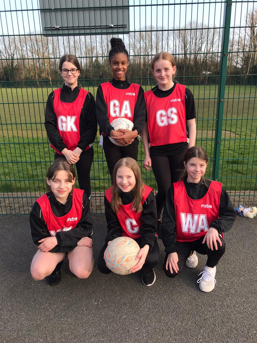 Year 7 had their first ever netball tournament last night. Girls had loads of fun and did us proud 👏