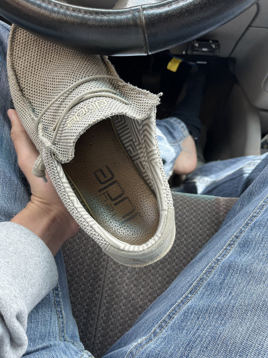 Kingjuno69's tweet photo. Which one of you pigs wants to buy my shoes they smell disgusting and ive had them for two years and i need new ones they get sent to the hightest bidder #findom #cashslave @CockyStr8boyz @RT4Masters @RTfootmaster @RT4Kings @rt_feet @rt_slave_ma @FOOTMASTERSRT @alphaxfindomrt https://t.co/kHHPPLLlVr