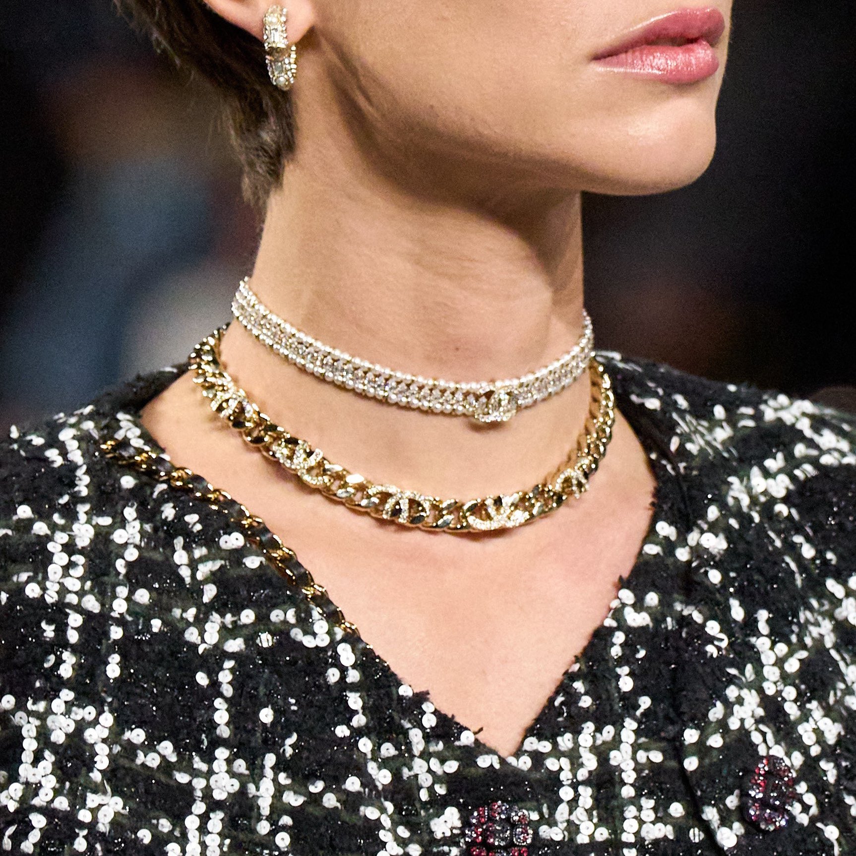 🍸 on X: necklaces @ Chanel Fall 2022 RTW