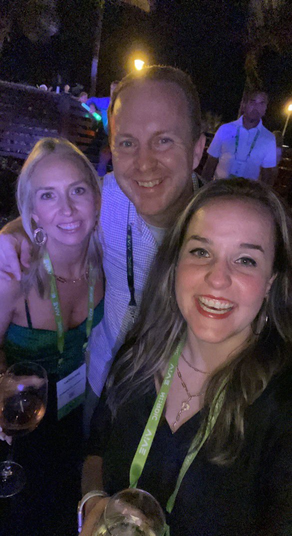 Industry Night at #ViVE2022 hosted by <a href="/ClearsenseLLC/">Clearsense</a> was such a great time. It’s not a true party if <a href="/techguy/">John Lynn</a> isn’t there! <a href="/wyclef/">Wyclef Jean</a> brought out the hits! Sad to see this conference come to a close. Already looking forward to next year in Nashville!