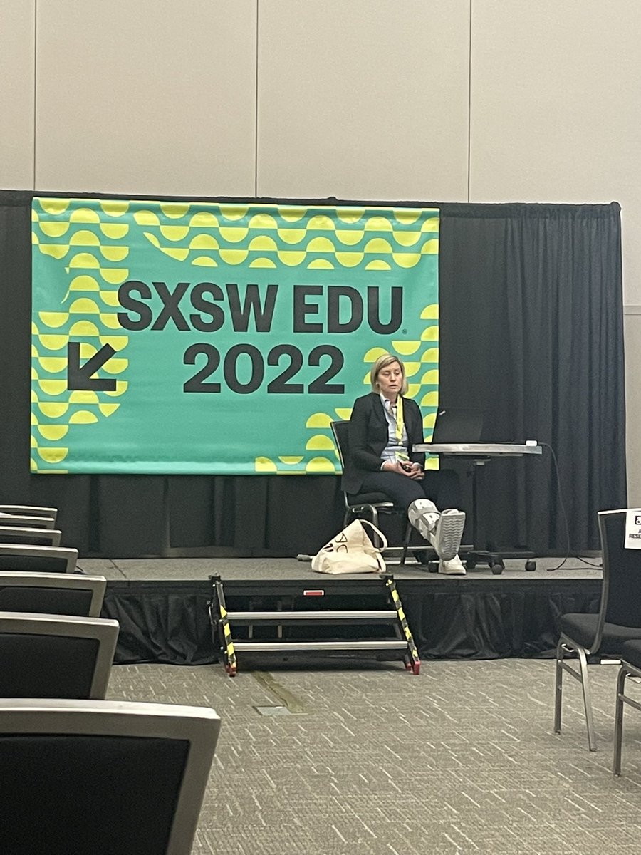 cmelnick's tweet photo. Listening to @JillBuban from EdAssist by @BrightHorizons speak about no cost degrees. Non-traditional students are the new norm, 1 in 4 undergrads is caring for a child, 20% are 30 yrs old #sxswedu https://t.co/2DJsKlao02