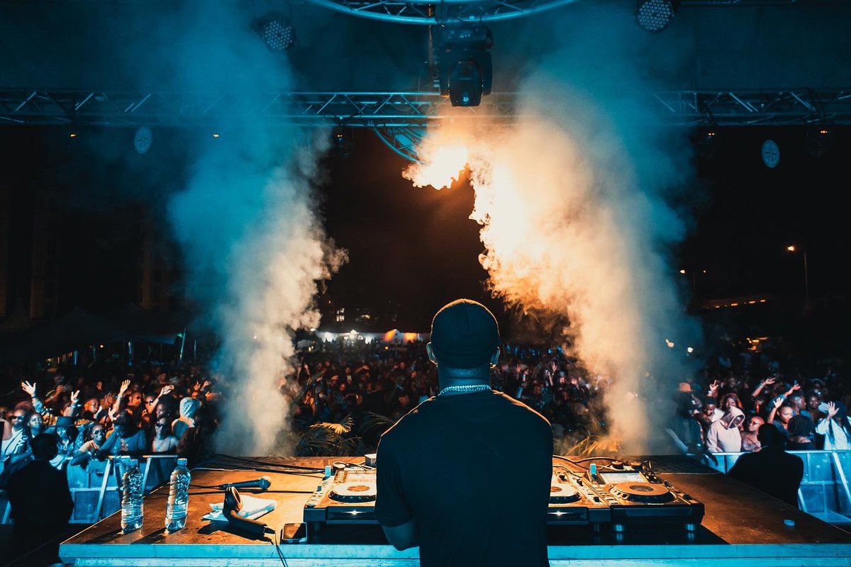 gondwana_Ke's tweet image. Our Open Air Showcase gave us vibes beyond our imagination, all thanks to our #PeopleOfDwana &amp;amp; extremely talented roaster. 

📸 @akash_chotai 

📍@mividahomes /gardens 

cc @PrinceKaybee_SA @KususaOfficial @ArgentoDust 

#SundayOut #DwanaDays