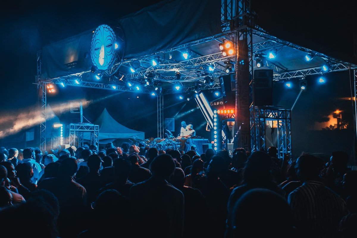 gondwana_Ke's tweet image. Our Open Air Showcase gave us vibes beyond our imagination, all thanks to our #PeopleOfDwana &amp;amp; extremely talented roaster. 

📸 @akash_chotai 

📍@mividahomes /gardens 

cc @PrinceKaybee_SA @KususaOfficial @ArgentoDust 

#SundayOut #DwanaDays