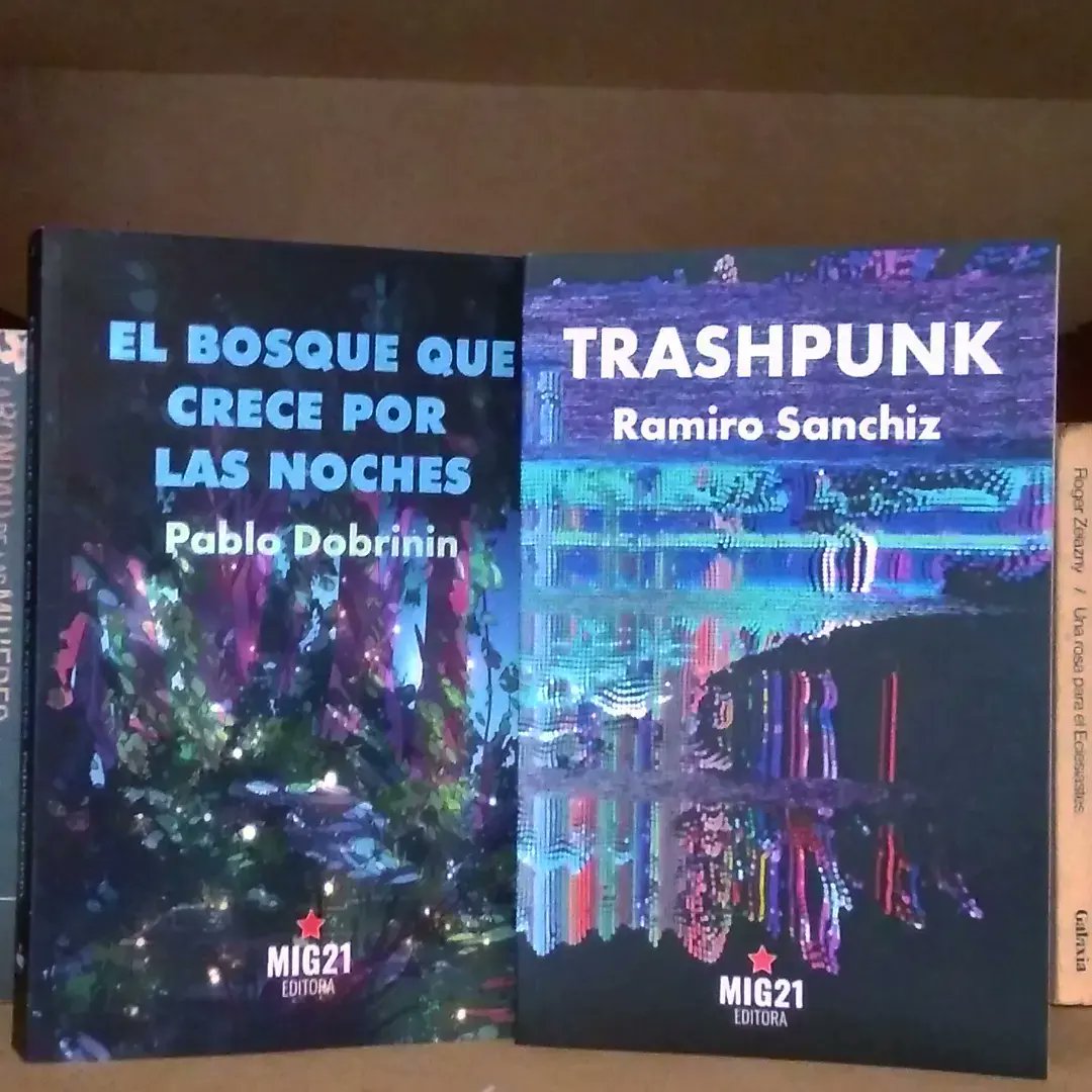 UraniumWorkings's tweet photo. Recién salidos de imprenta! En Mig21 Editora ya tenemos ejemplares de todos nuestros libros en papel. 
Los precios:
* Contaminación Futura 1, 2, 3 y 4, cada uno 300 pesos uruguayos.
* Trashpunk, 350 pesos.
* El bosque que crece por las noches, 450 pesos. https://t.co/rql9DSr2JM