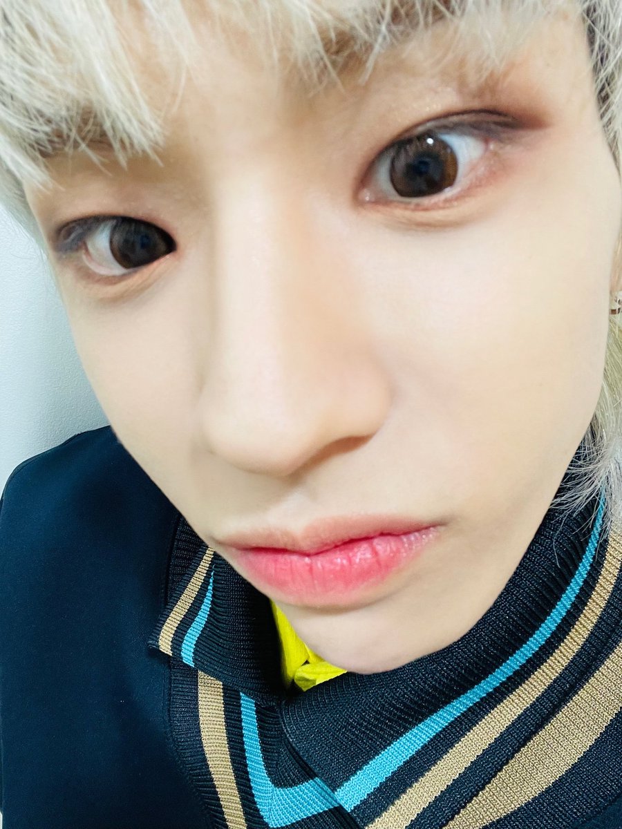 hwarangthinker's tweet photo. user hwarangthinker found crying into the abyss https://t.co/djwt1kATBV