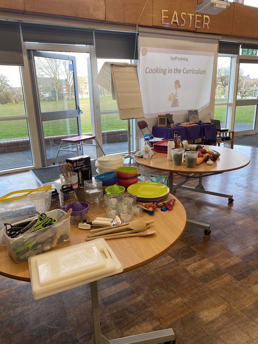 Fantastic evening teaching Teachers at Great Preston Primary how to teach children how to cook! We learnt about knife skills, progression, lesson preparation & adaptations! We ate yummy food! #cookingskills #cookingandnutrition #foodinschool @healthyschools_