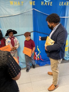 HowardELEM's tweet photo. ๐ฅ Zora Neal Hurston Hat Day!
Baby Wildcats celebrating Read Across America Day 2022! ๐๐๐โ๐๐๐๐โ
๐ฃ Creating and Celebrating a Nation of Diverse Readersโค #hungryforknowledge๐ฏ #wildforsuccess๐ฏ https://t.co/hb5qdZg5su