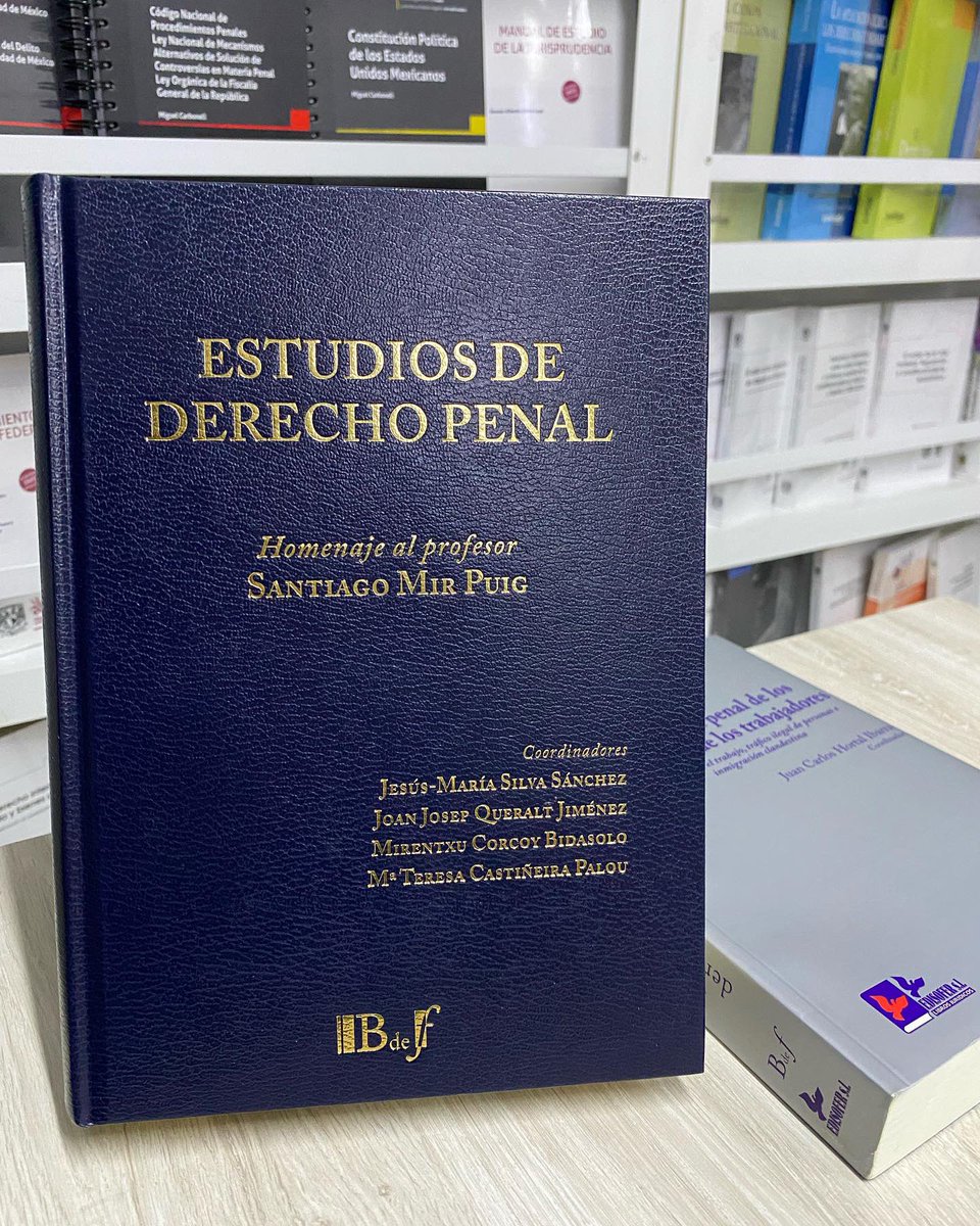 dijuris's tweet photo. ¿Qué tal algo de #BdeFArgentina?  Aún tenemos mucho más para ti 👏📚

📖 “Estudios de derecho penal“ 👉: https://t.co/sSeUfaHIKf

📖 “Protección penal de los derechos de los trabajadores “ 👉: https://t.co/LycVA4Ql76

Más de #BdeF aquí 👉: https://t.co/AZ6bplQDL0 https://t.co/nSQ0h8MkaT