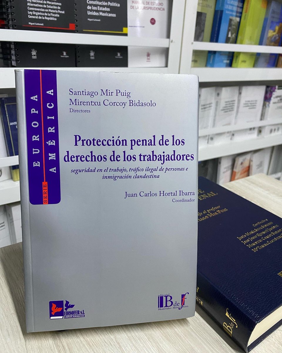 dijuris's tweet photo. ¿Qué tal algo de #BdeFArgentina?  Aún tenemos mucho más para ti 👏📚

📖 “Estudios de derecho penal“ 👉: https://t.co/sSeUfaHIKf

📖 “Protección penal de los derechos de los trabajadores “ 👉: https://t.co/LycVA4Ql76

Más de #BdeF aquí 👉: https://t.co/AZ6bplQDL0 https://t.co/nSQ0h8MkaT