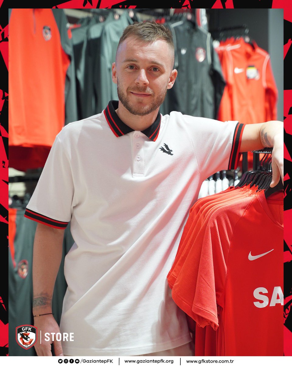 GfkStore's tweet photo. 🔥 Yıldız futbolcumuz Alexandru Maxim’in seçtiği favori ürünler GFK Store’da sizleri bekliyor! 

👉 Hemen alışveriş yapmak için; https://t.co/5deIxV7taM https://t.co/MlDmloZZj7