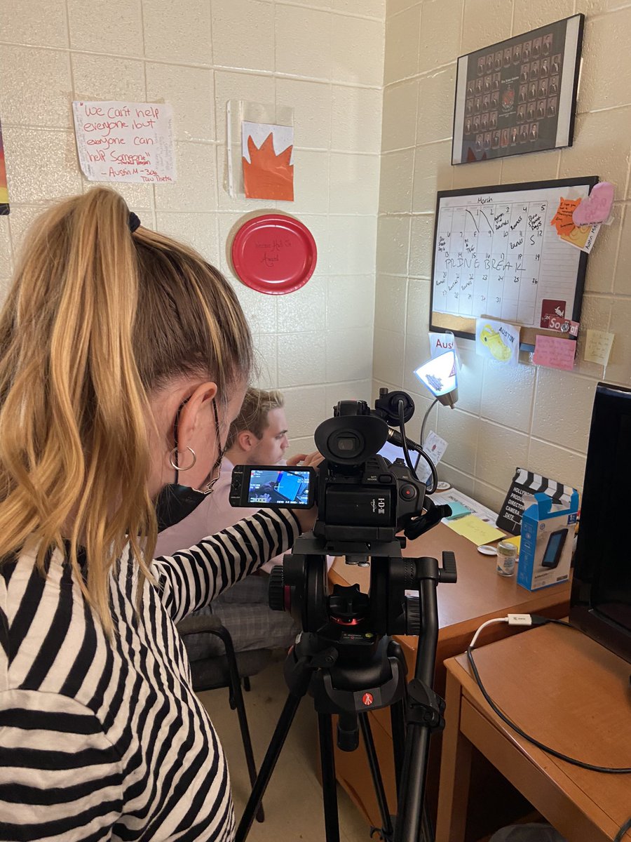 LockedInsideDoc's tweet photo. Our last day of filming was on Friday! We got all of the visuals for “Locked Inside” shot! My crew was amazing and they’ve done such a great job! I can’t wait to share this short documentary on mental health and how Covid impacted it!🎬🎥#filmmaking #LockedInsideDoc #mentalhealth https://t.co/FBYYztiNek