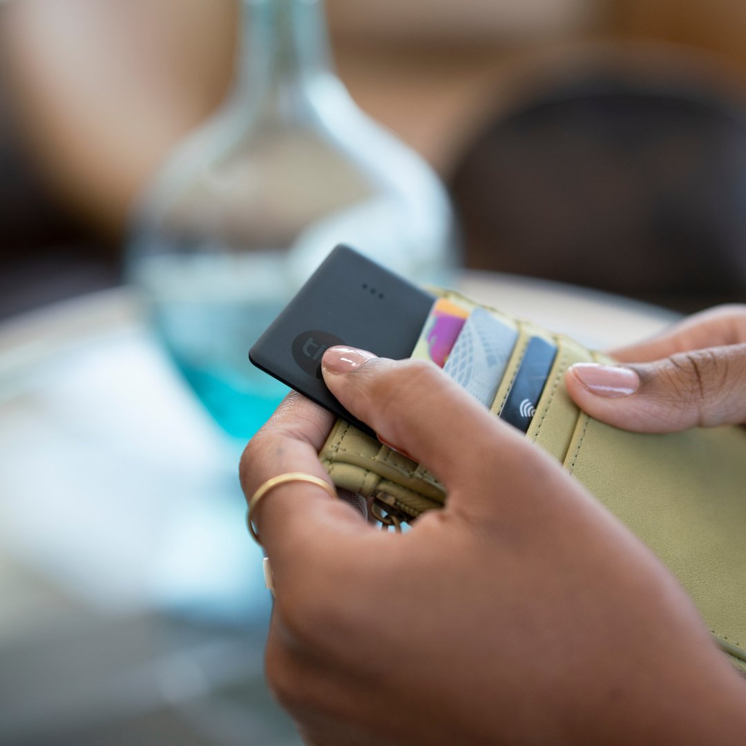 TheTileApp's tweet image. A #TileTip for the perpetually forgetful. Use any Tile to find your phone. Just double click the Tile logo to ring (even on silent!) 🤫