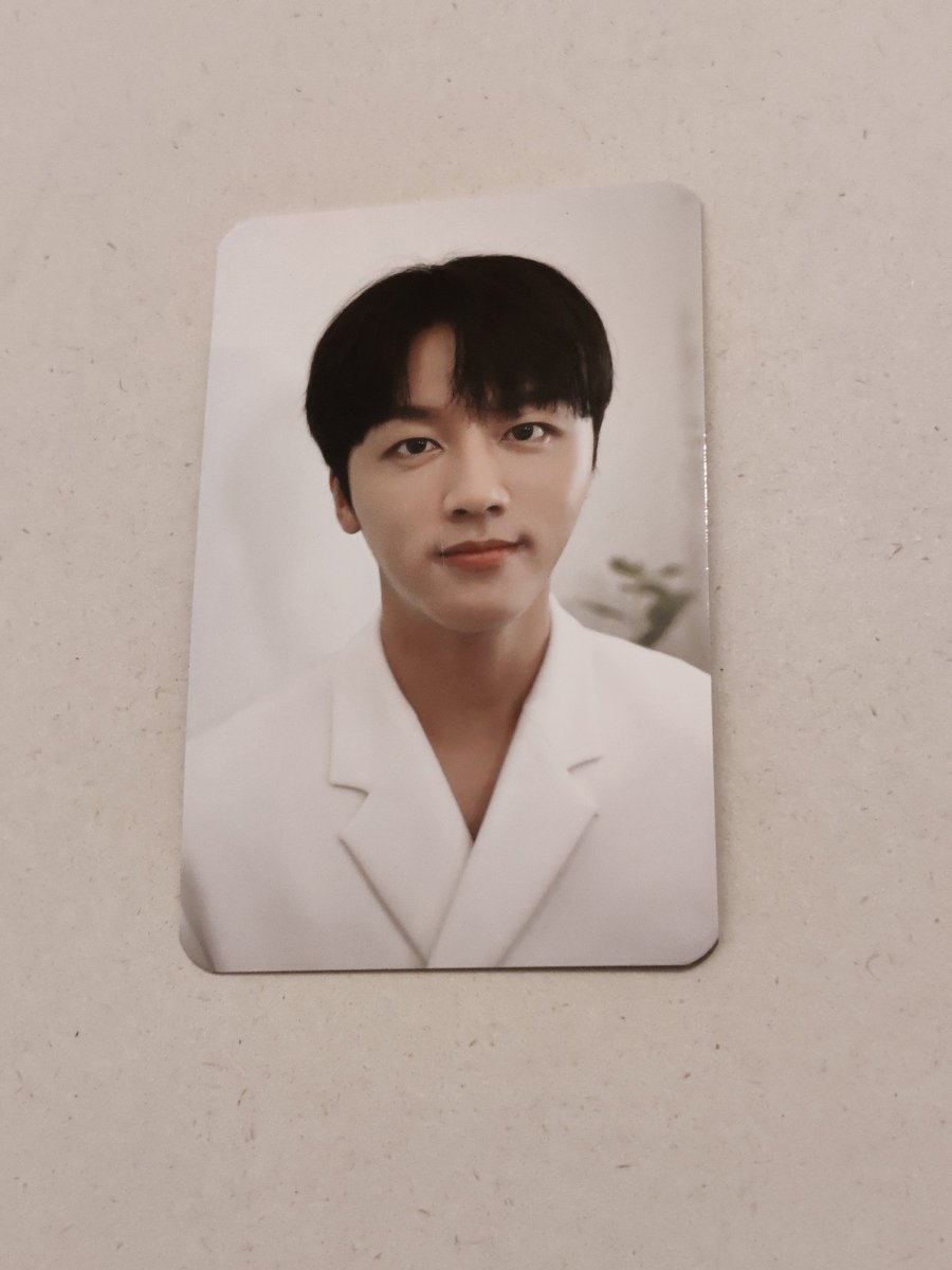 fantasy90_'s tweet photo. Official SF9 Blooming Time Photocards

£3 each 
All members available 
✅✅✅
✅✅✅
✅✅✅ https://t.co/hAqauVjr4Y