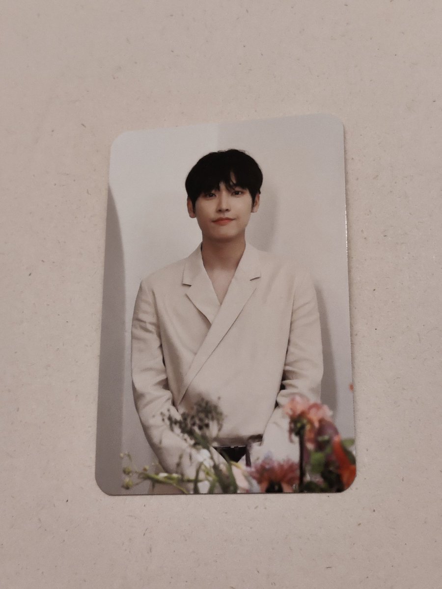 fantasy90_'s tweet photo. Official SF9 Blooming Time Photocards

£3 each 
All members available 
✅✅✅
✅✅✅
✅✅✅ https://t.co/hAqauVjr4Y