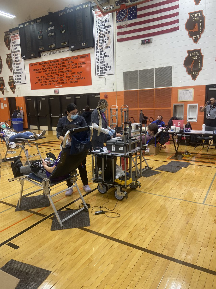ScrubsClubJHHS's tweet photo. THANK YOU, THANK YOU, THANK YOU to everyone that showed up for our blood drive. So many lives will be saved because of our incredible Hersey family! @HerseyHuskies https://t.co/Ldl7gAuEga