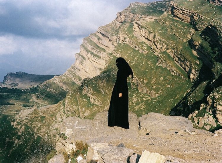 Really great to have <a href="/yumna/">yumna al-arashi</a> Yumna Al-Arashi with us <a href="/USWCreative/">USW Creative</a> <a href="/USWPhotography/">USWphotography</a> this eve as part of our international visiting lecture series <a href="/DocResearchUSW/">Documentary Research</a> #photography ( image by <a href="/Yumna/">yumna al-arashi</a> )