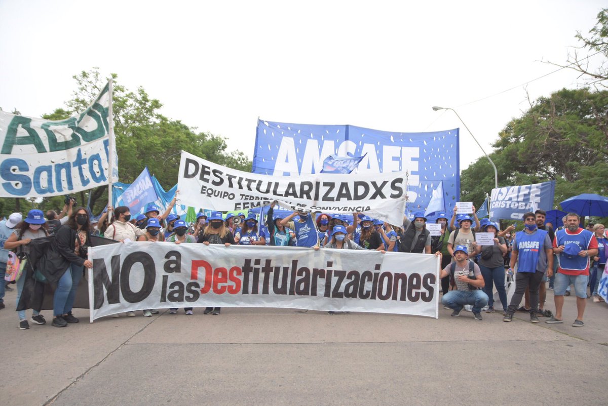 #educaciónenlucha 
#noalasdestitularizaciones 

Fotos: <a href="/AMSAFEProvincia/">AMSAFE Provincial</a>
