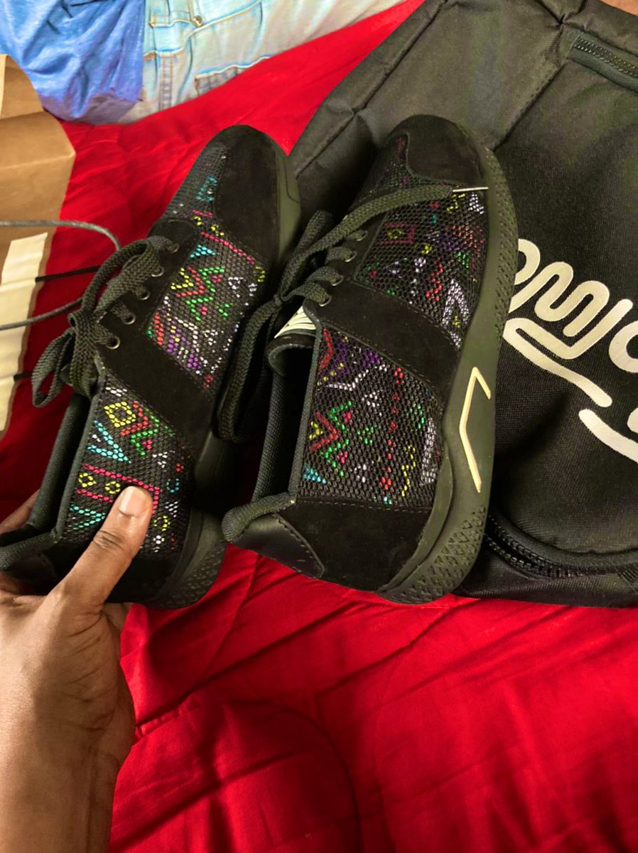 footwox's tweet photo. Speedo Sneakers: Snugs perfectly https://t.co/3bnhDBHy7W