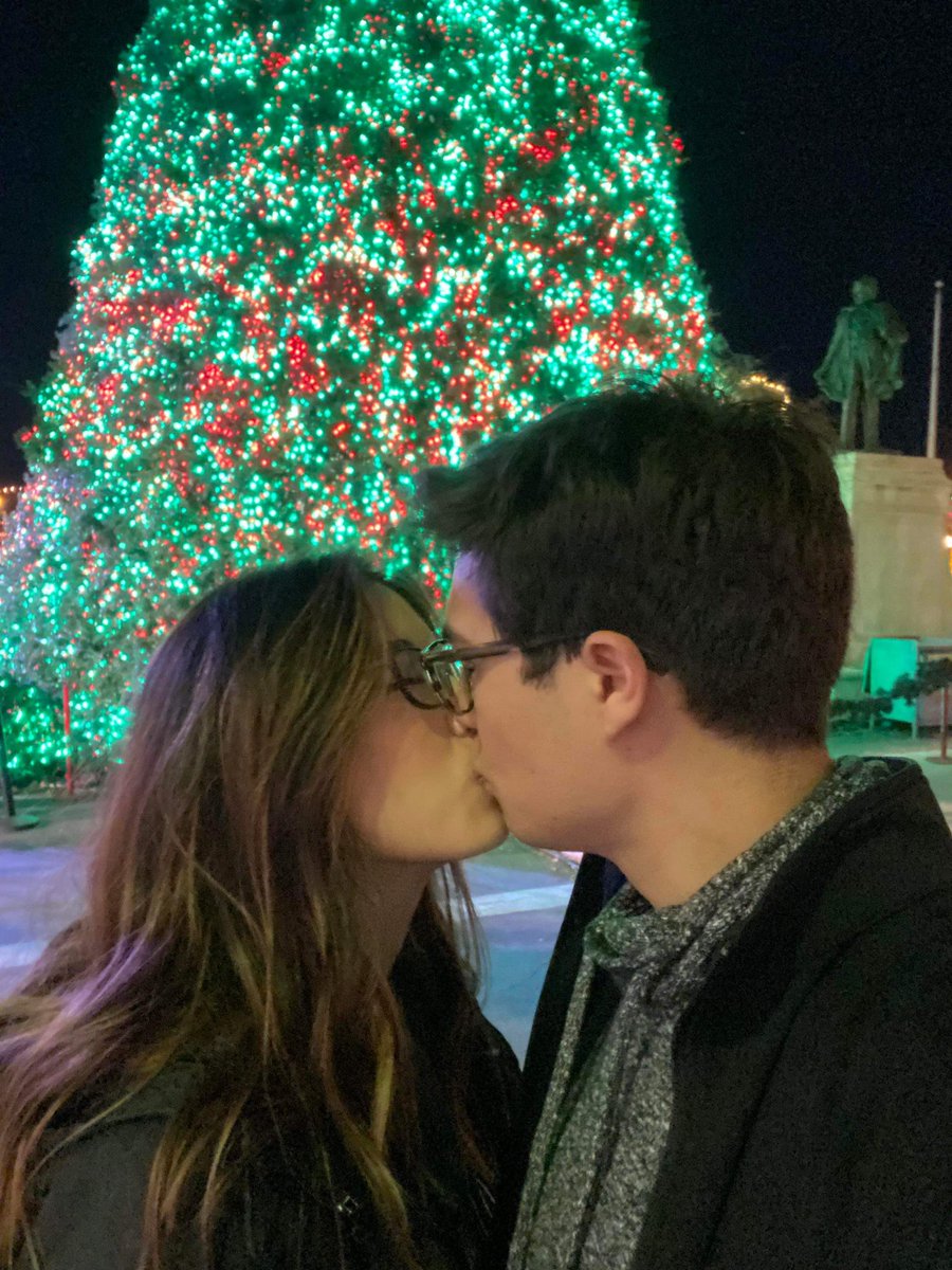 dannie_sama's tweet photo. Had to repost. 2021 might have been a bad year for a lot of people, but I can confidently say this amazing, beautiful woman has made every day of the last year a better one. Happy 1 year and here’s to many more. I love you tto tto much my beautiful ❤️. @professor_jules https://t.co/S8nXPu9TzV