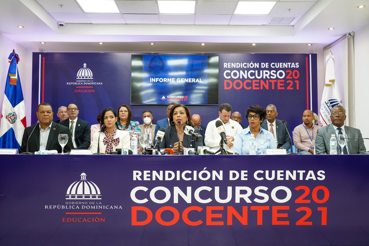 Felicito a la Comisión del Concurso Docente 2021 del #MINERD por su eficiente labor para alcanzar resultados sin precedentes. Gracias a la Comisión de Observadores e instituciones aliadas. 

#20MilNuevosMaestros. Un paso más, #LaEducaciónSeTransforma