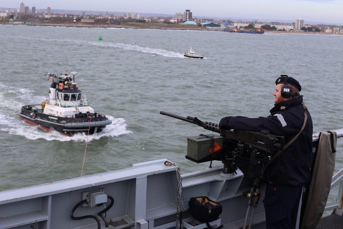 Busy on the Bridge! 

After a successful maintenance period 🔧 the Fleet Flagship has returned to sea 🌊 

Today also marks the first day🥇at sea for many new members of the Ship’s Company - Congratulations to all 🎉 

#GlobalModernReady
@RoyalNavy