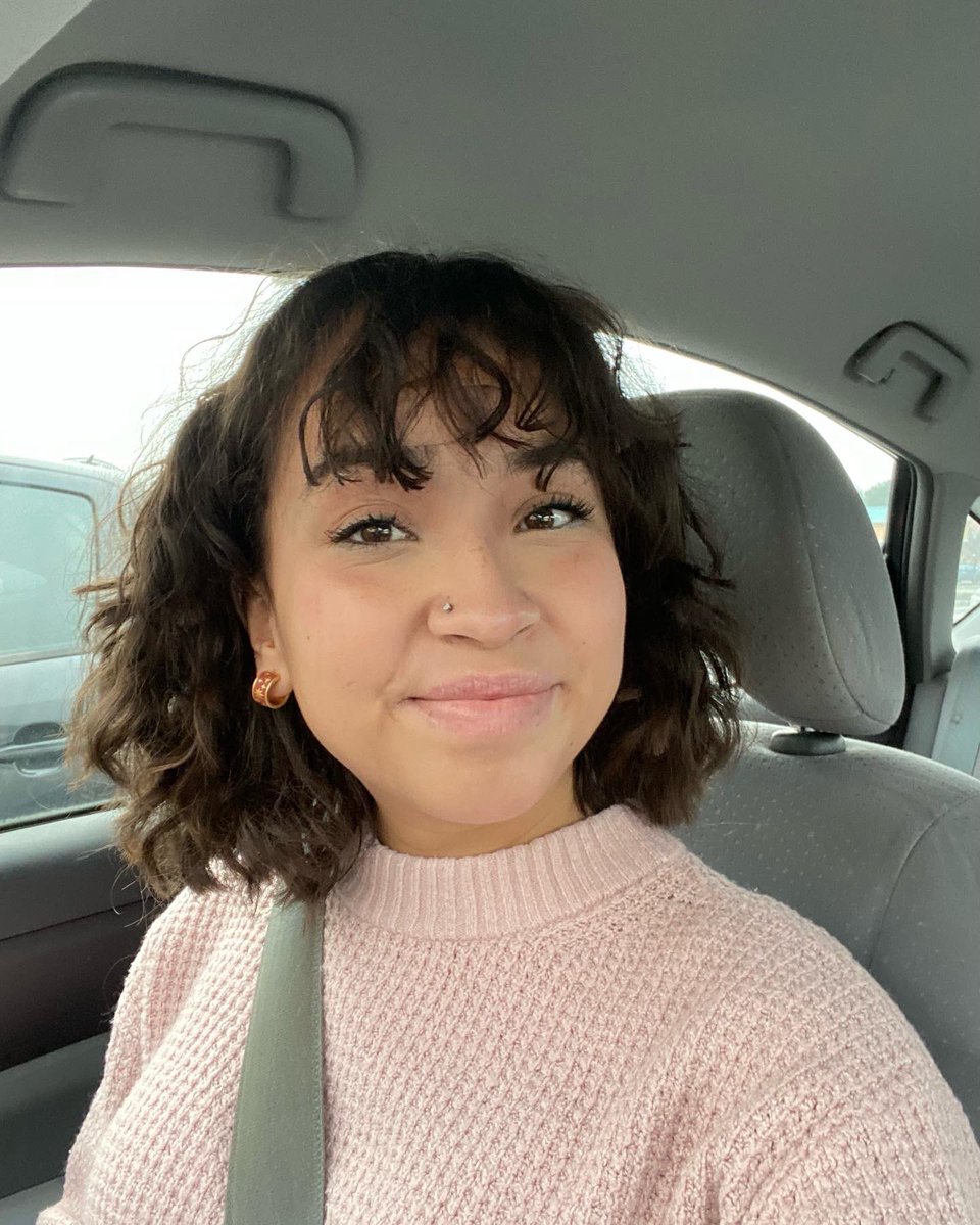 hystericsumd's tweet photo. Meet Kaelyn! @KaelynRoney 

Kaelyn (she/her) is a freshman government and politics major who’s been a Hysterics member since fall. She’s very funny and unapologetically allergic to dairy. Come see her debut TONIGHT at our 7:30pm show in ASY 3221! https://t.co/VqghqO3QOt