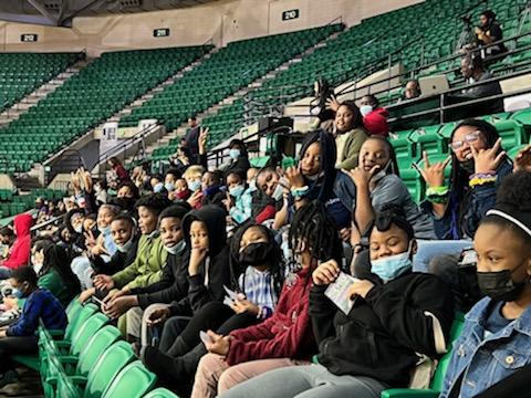 MitchellOssie's tweet photo. Ossie Ware Mitchell is supporting @hbcu @Grambling1901 @aamuedu at the SWAC Basketball Tournament 🏀.  Kudos to our 6th grade scholars who earned this PBIS incentive! Keep up the good work! Thank you @theswac for providing tickets!!! @BCS_districtAth @BhamCitySchools https://t.co/XmQQwJVgDW