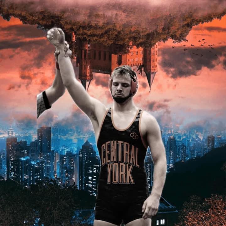 Wish these three luck as they head to Hershey today and will begin their quest for a state title tomorrow afternoon! 

Carter Davis 138lbs
Macon Myers 160lbs
Ethan Miller 285lbs