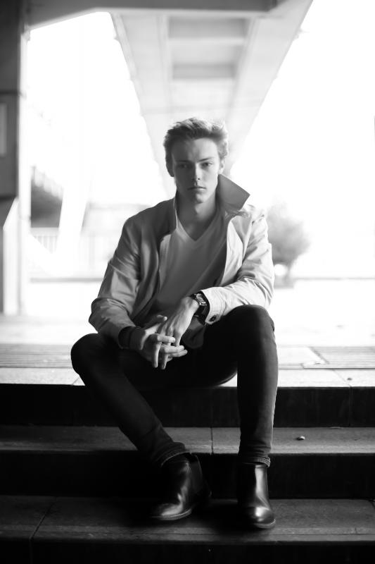 Join us tonight @tanner_co, when our #food, #drinks and #barsnacks will be enjoyed with a side of some of #London’s finest #livemusic played by session #guitarist, #pianist, and #signer Joey Oscar Bradick. Book now: bit.ly/36emn0v

#livemusiclondon #livemusicvenue