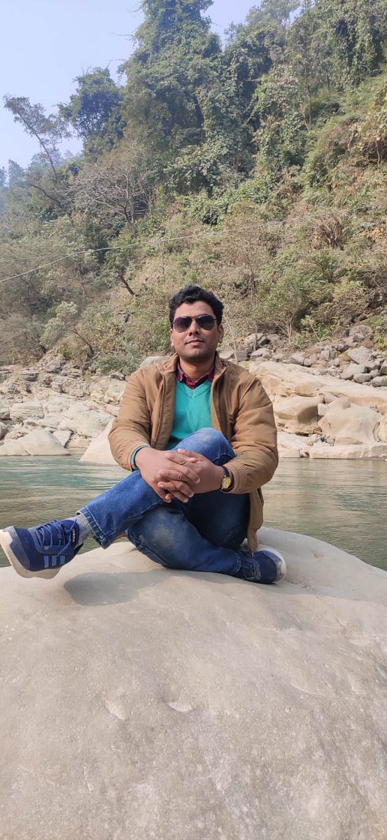 Shailendrad888's tweet photo. सैर कर दुनियाँ की ग़ाफ़िल..... https://t.co/1bEIZqMTGN