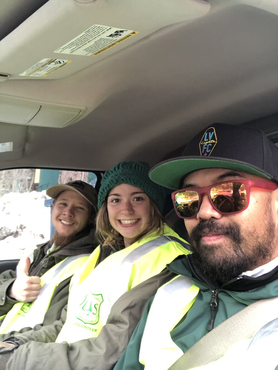 We’re hiring a handful of seasonal Field Rangers! This position will support <a href="/HumboldtToiyabe/">Humboldt Toiyabe NF</a> in the Spring Mountains, including care &amp; cleaning of the campgrounds &amp; picnic areas. Share and apply today:
🏔 southernnevadaconservancy.org/wp-content/upl…