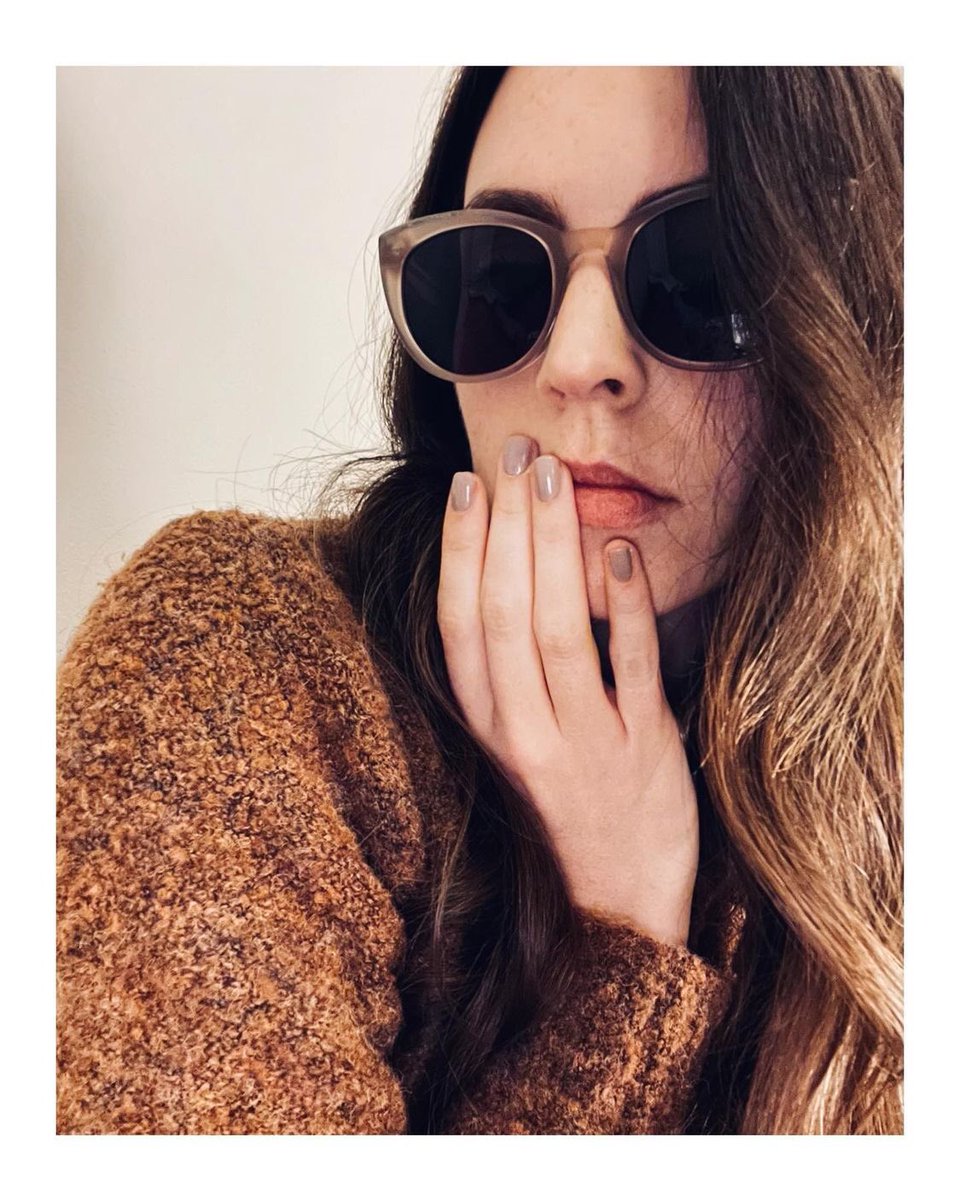 hsdaily's tweet photo. Gemma Styles via Instagram: “proud pairing alert 🍄🍄🍄⁣
⁣
@pleasing polish in tender bud ⁣
Gemma Styles Eyewear heart of glass in thistle.” https://t.co/l6Gu1oQg5B