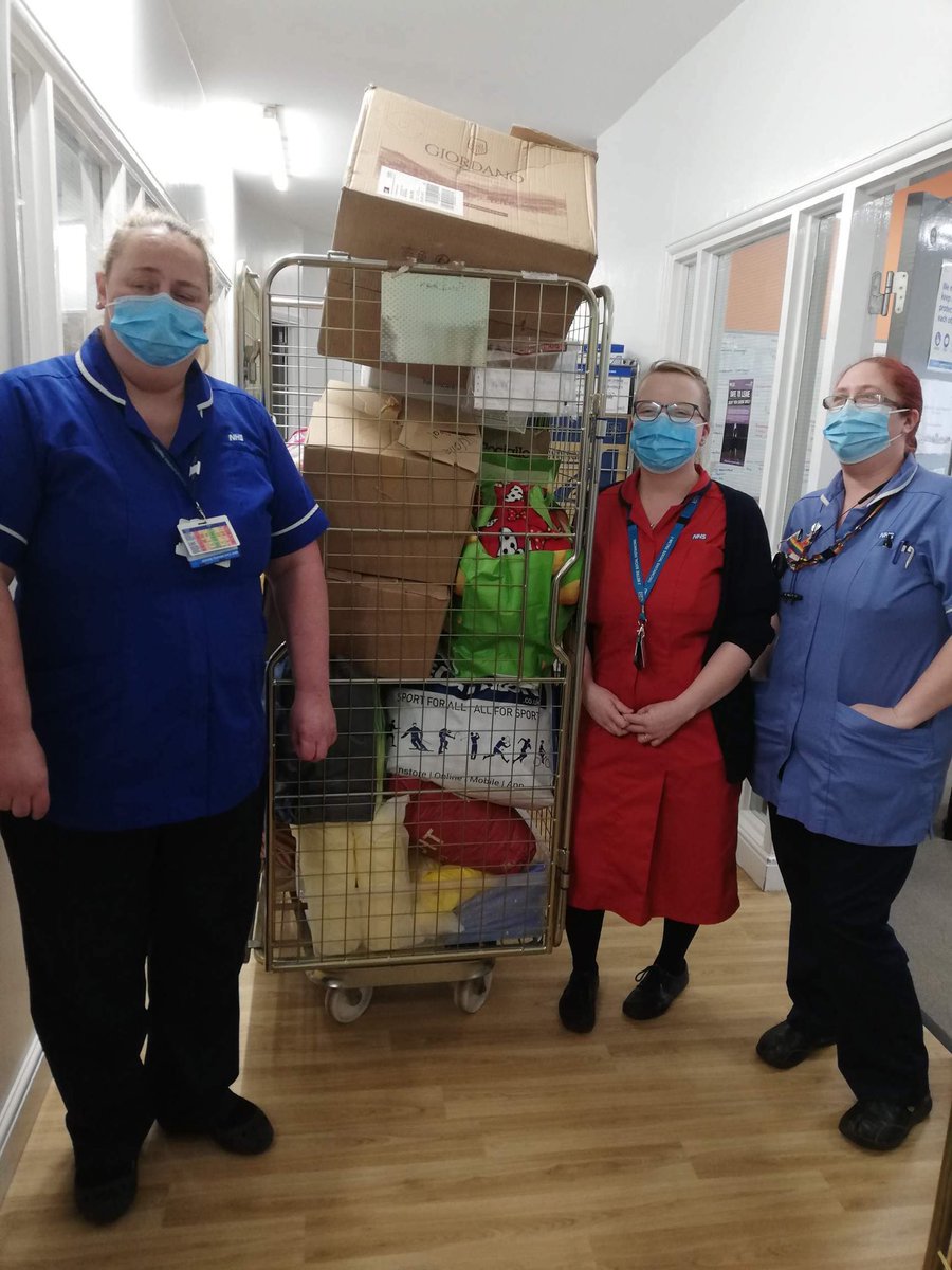 CURRTmidNotts's tweet photo. We could not be more more proud of the generosity of the staff from @CURRTmidNotts and @AndAshfield ! In the space of a few days they have donated an incredible amount of supplies, now on their way to help displaced families in Ukraine…..1/2 https://t.co/f2OjgelOzh