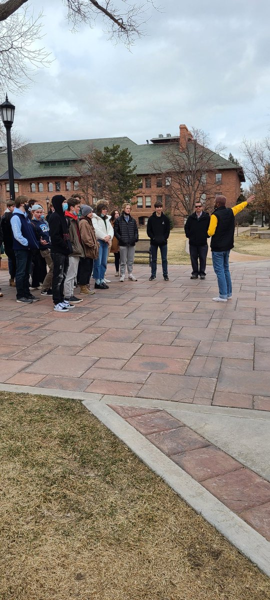 MsHandTeacher's tweet photo. We made it to Colorado College for our first tour! @Dawson_School #LAWint22 https://t.co/kSHNmjHMIm