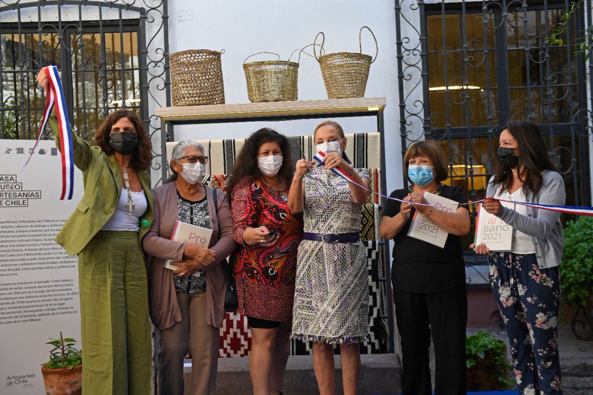 Nos llena de orgullo y alegría inaugurar la Casa Museo de @chileartesanias. Este es el primer espacio en el país dedicado a los artesanos que con su talento generan un gran aporte a la cultura y patrimonio de Chile. ¡Son todos bienvenidos!