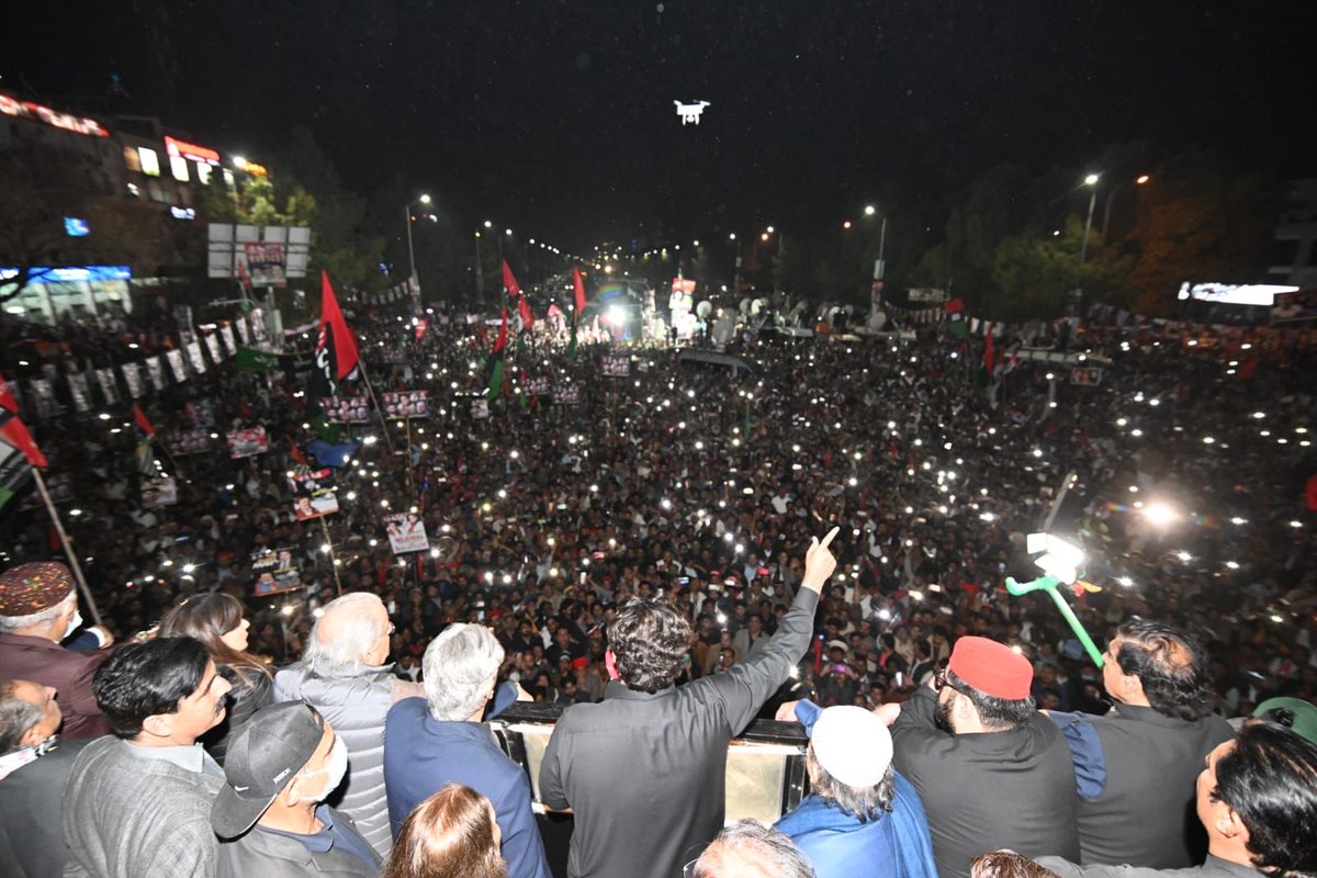 SiyalTariqAnwar's tweet image. Congratulations to everyone who took part in #AwamiMarch 

Chairman PPP @BBhuttoZardari Congrats to All Jiyalas for successful Long March